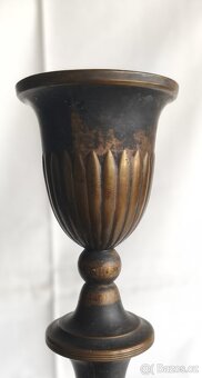 dva starožitné svícny - 3