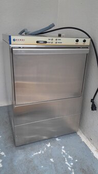 Profesionální Myčka na nádobí HENDI - 3