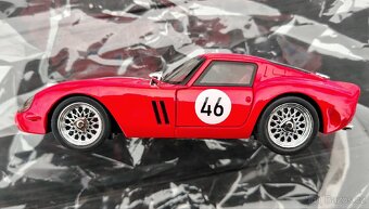 Kovové modely Ferrari - 3