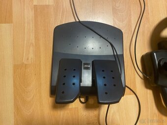 Herní volant s pedály - 3