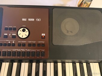 Korg pa 700 - 3
