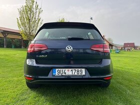 Volkswagen eGolf, park. kamera, výhřev sedaček, LED světla - 3
