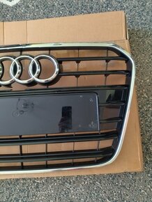 Prodám mřížku chladiče na Audi A6 C7 2011-2014 - 3