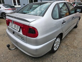 Seat Cordoba 1.4 44 kW r.v.1999 ČR první majitel - 3