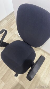 Prodám kancelářskou židli - 3