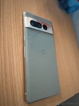 Google Pixel 7 pro Stav A (má ochranný povlek - 3