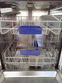 Myčka nádobí integrovaná Siemens - 3