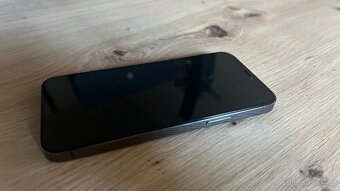 Apple iPhone 12 Pro 128GB, příslušenství, 6600Kč - 3