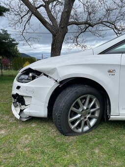 Seat Leon 1.4. tsi - náhradní díly - 3