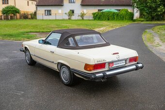 Mercedes-Benz SL 380 R107 - 3