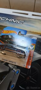 Hotwheels '77 Pontiac Firebird - 3