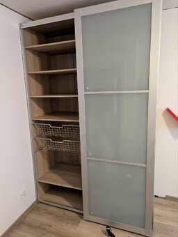 skříň IKEA 150 x 236 x 65 - 3
