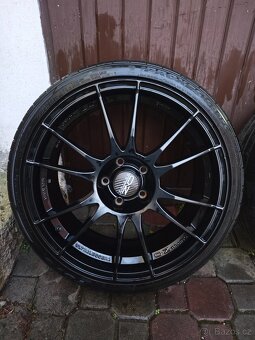 OZ Ultraleggera 8Jx18 ET35 5x112 - 3