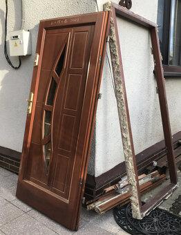 Vchodové dveře 90 cm, dvojsklo, levé, dřevěné včetně zárubně - 3
