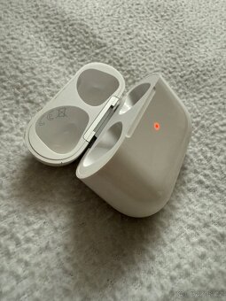 Apple AirPods 3 - 3