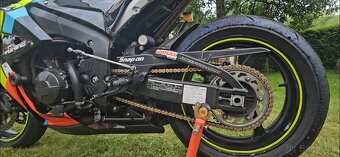 Okruhovka Honda CBR 600 RR 2008 Rossi - 3