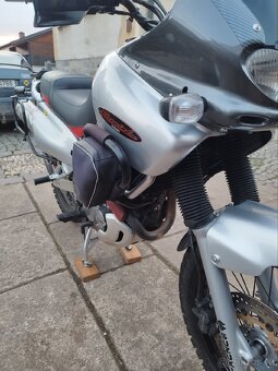 Suzuki xf 650 freewind - 3
