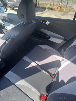 VW ID.3 2022 pěkné auto, skvělá výbava, supr cena - 3