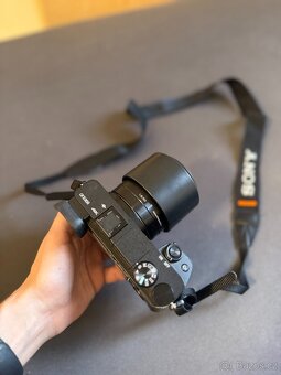 Bezzrcadlovka Sony Alpha 6300 + 3x objektiv + příslušenství - 3