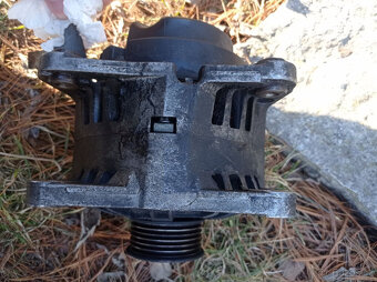 Alternátor (03D 903 025E) 14V 90A, VW POLO 1.2 40 kW VAG - 3