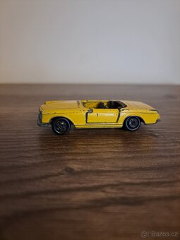 Model Matchbox series No 27 - Mercedes 230 SL - 3