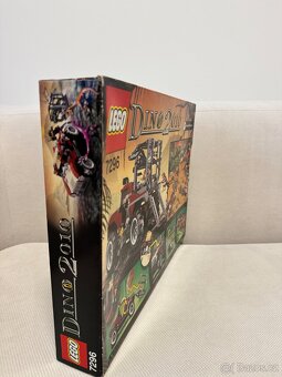 7296 LEGO Dino 2010 Dino 4WD Trapper - 3