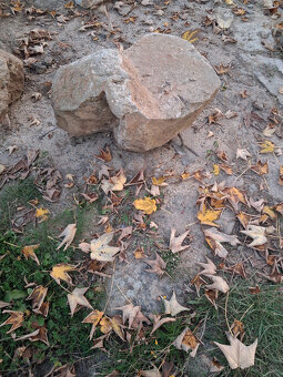 Prodám solitérní kameny do zahrady - 3