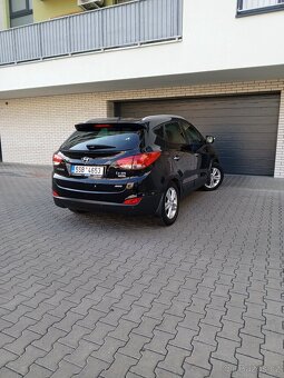 Hyundai ix35 2.0 CRDi Trikolor 4x4 - 3