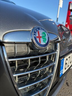 Alfa Romeo 147 - 3