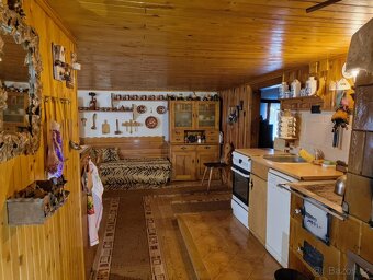Prodej chaty/chalupy 128m² s pozemkem 688m² a garáží - 3