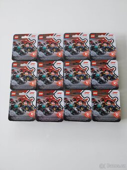 Prodám lego Minifigures - 3