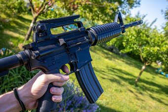 ICS M4A1 CARBINE (ICS-20) Airsoft AEG - 3