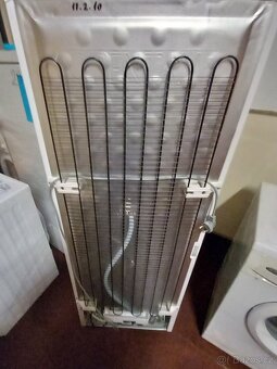 Lednička s mrazákem Beko. - 3
