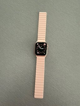 Apple Watch Series 6 40mm Zlatý hliník - 3