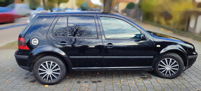 Volkswagen Golf - 3