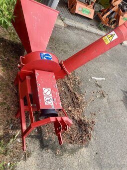Štěpkovač za traktor, malotraktor do prumeru 7 cm - 3