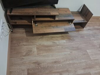 Stůl na TV - 3