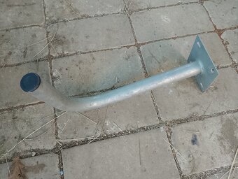 Držák na antenu pozinkovaný - 3