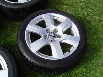 4 XZIMNÍ HLINÍKOVÁ KOLA ŠKODA OCTAVIA III 225/50 R17..2 - 3