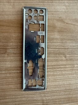 GIGABYTE F2A88X-D3H - 3