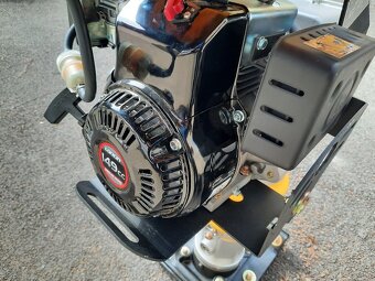 Vibrační pěch (dusadlo) VS80S Lumag - 3