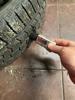 Zimni pneu Nexen winguard wt1 215/65 r16 c - 3