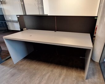 Prodám kancelářské stoly - 3