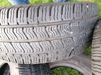 Zimní zátěžové pneu 215/65r15C - 3