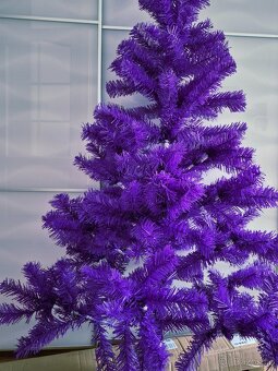 Nový vánoční stromek 150 cm a koberec pod stromek - 3