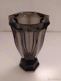 Starožitná skleněná Art Deco hranovaná váza, Rudolf Hloušek - 3