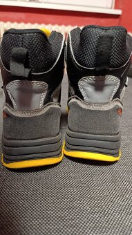 chlapecká zimní obuv Fila vel.36 - 3