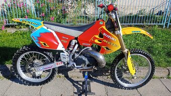 SUZUKI RM 250 - 3