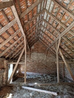 Zdarma trámy z demolice - 3