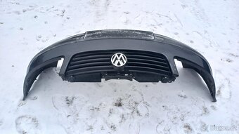 Přední nárazník VW Passat B5 1996-2001 černá barva - 3